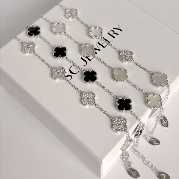 Petite Clover Bracelet Zircon Silver Tone Chain - Picture 5 of 10